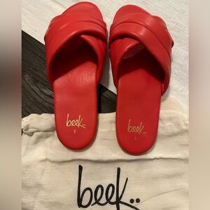 NIB |  Beek | Leather Surfbird Handmade Slides  | Poppy | Size 6